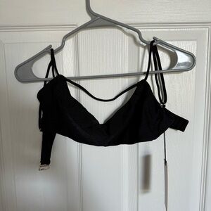Black bikini top women’s size M - new with tags